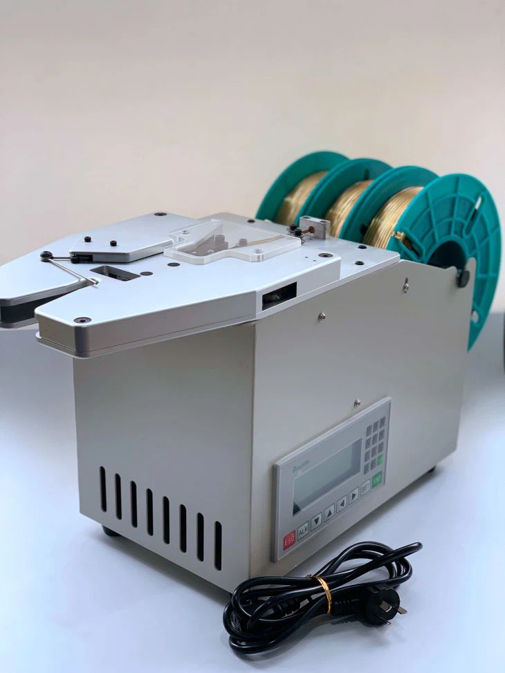 Polu-automatski Twist Tie Machine